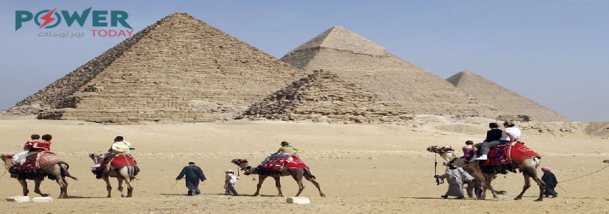 وزير السياحة :فكرة منع الخيالة والجمالة من منطقة الأهرامات غير مطروحة